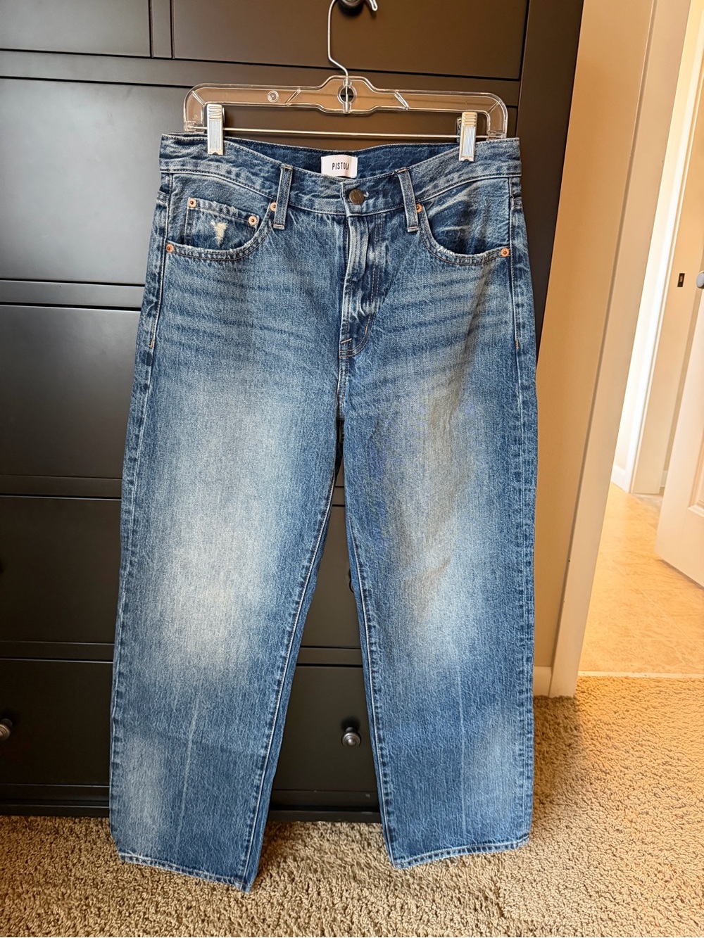 Pistola Women’s Lexi Mid-rise bowed straight leg in Artisan wash, size 28.